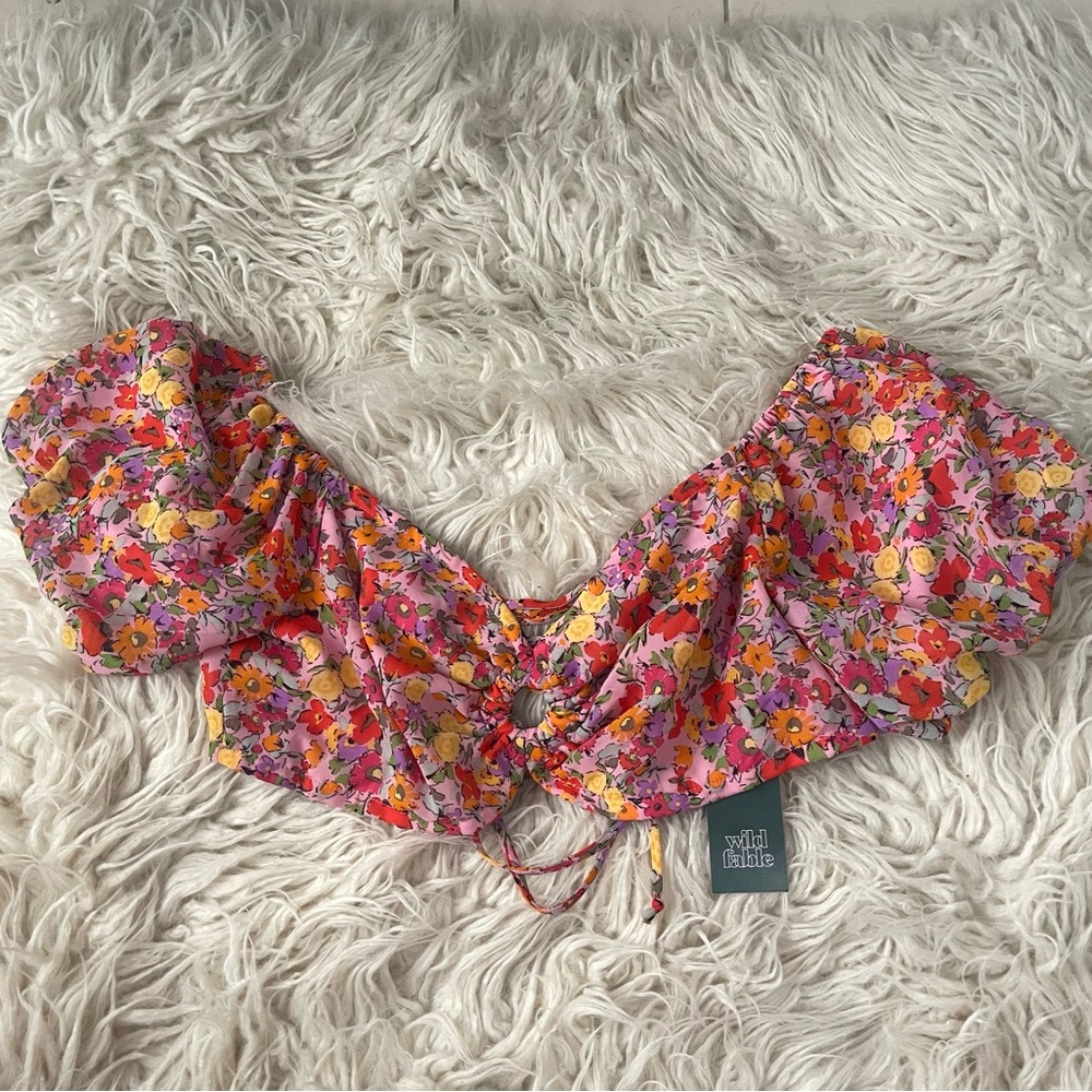 Wild Fable Pink Floral Crop Top